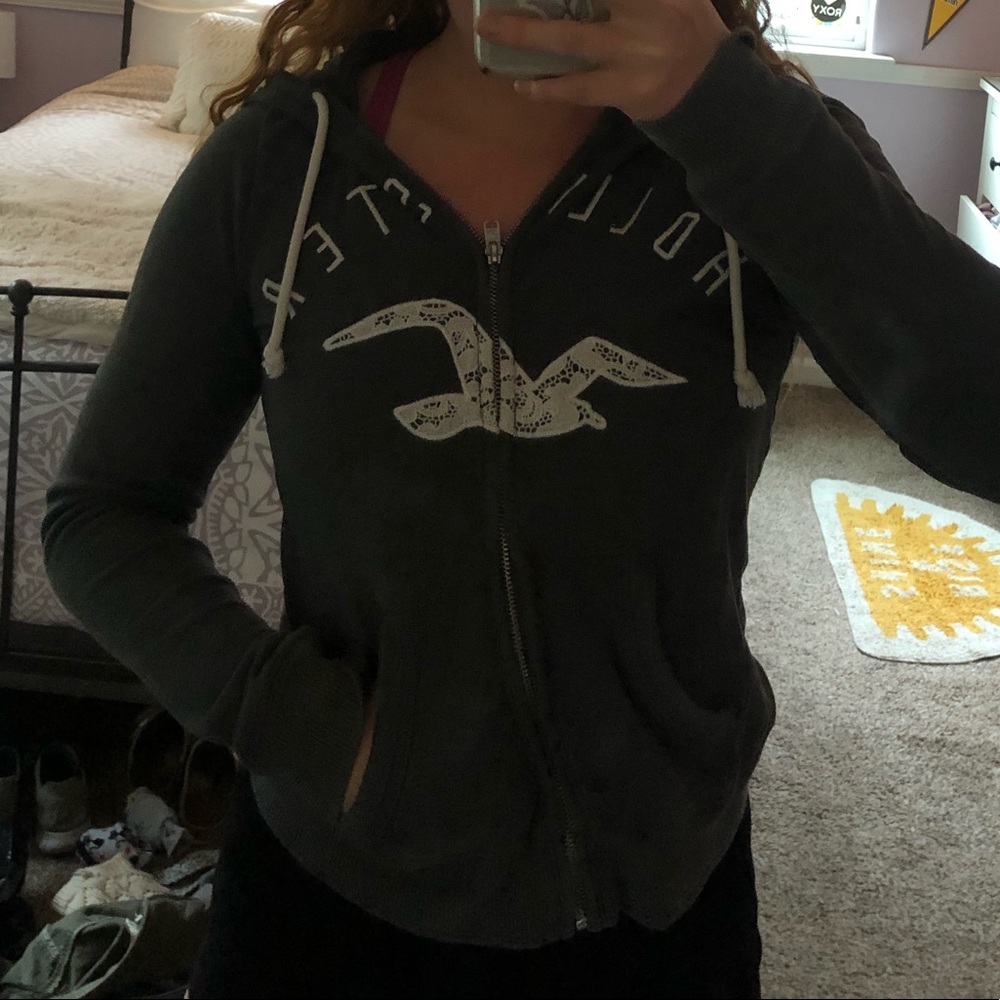 Hollister White Lace Logo